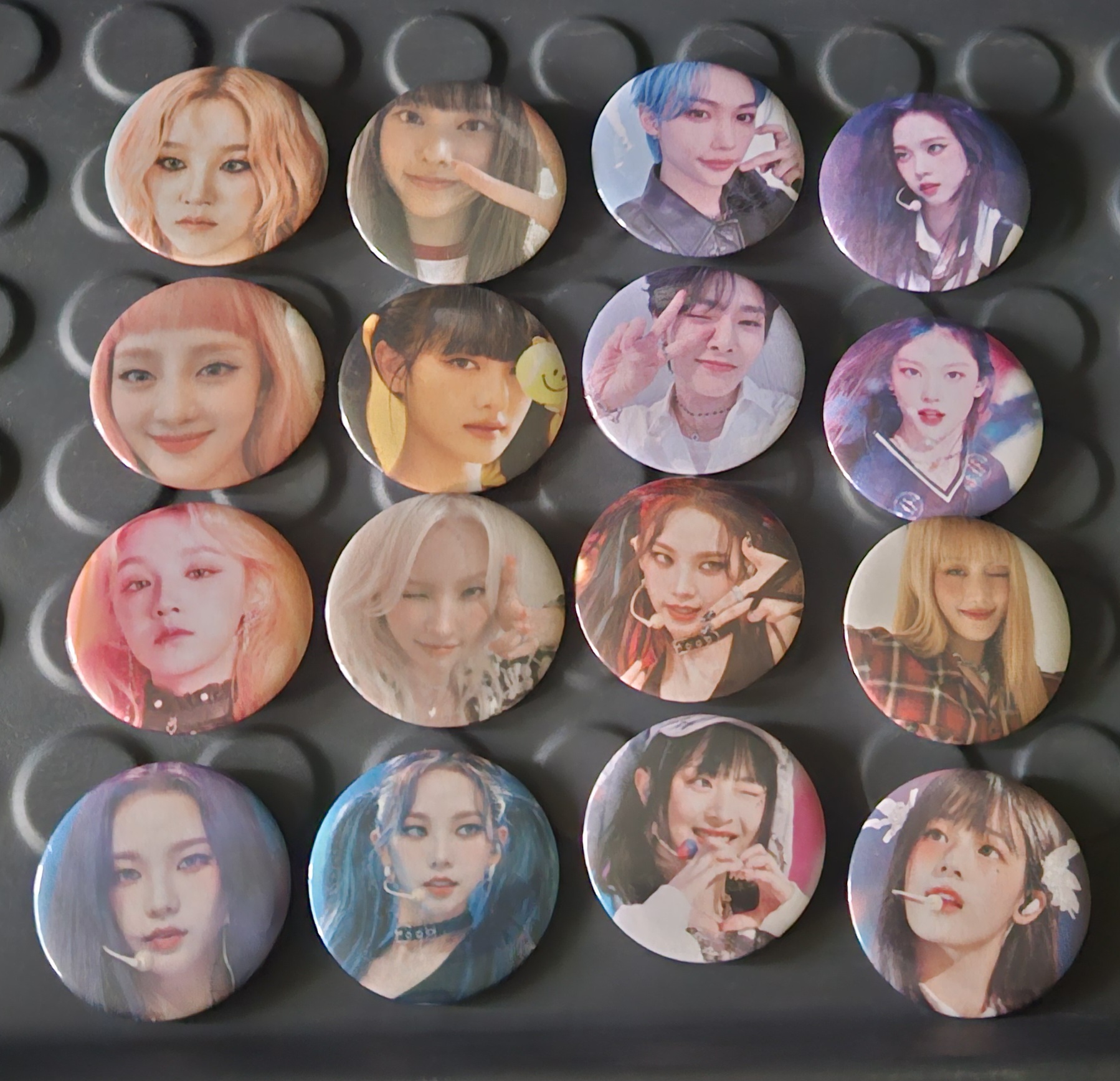 kpopbadges